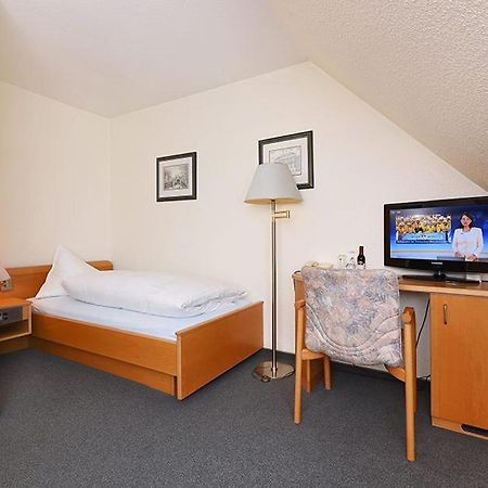 Hotel Garni Poggenstool ノイハルリンガージール エクステリア 写真